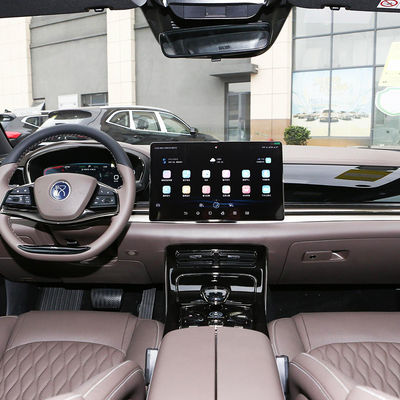 Electric All Wheel Drive Sedan Intelligent 4x4 Compact Car Powerful