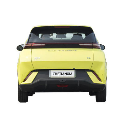 Sedan 4 Wheel Electric EV Cars Sleek Design New Energy Vehicles