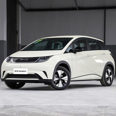 Versatile Electric EV Cars 5 seater 4 Door Sedan Intelligent