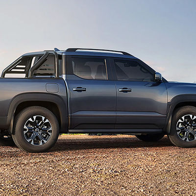 Gear Wheel Drivetrain BYD Shark Pickup Truck Electric EV Car 5-door 5-seat design