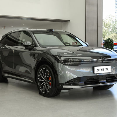 Futuristic Autopilot Electric EV Cars with 5 Forward Shift and 210Mph Top Speed